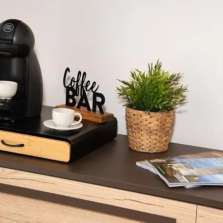 De Vivo Realty - Stanza Tasso Sorrento Couette-café